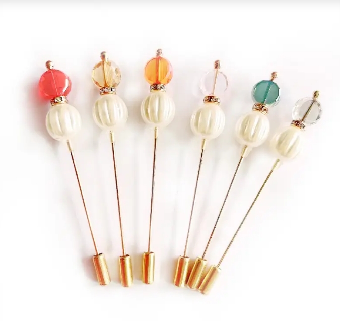 FASHIONABLE SIMPLE AND VERSATILE NECKLINE PEARL ANTI-GLARE BROOCH PINS FOR WOMEN